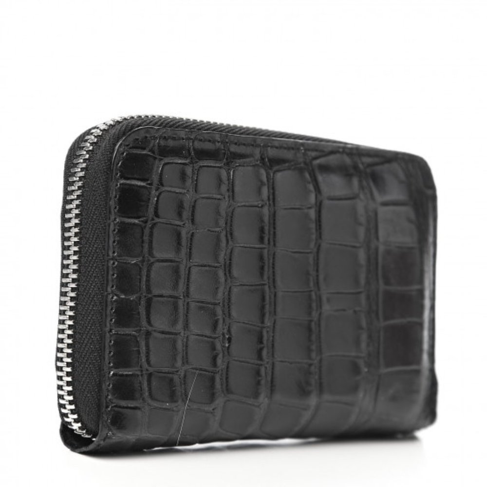 Gucci Crocodile Zip Around Wallet Black